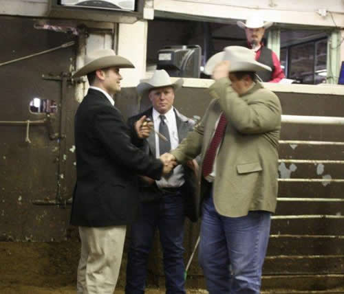 Lynn Langvardt accepts the Livestock Championship for 2010. Lynn Langvardt accepts the Livestock Championship for 2010.