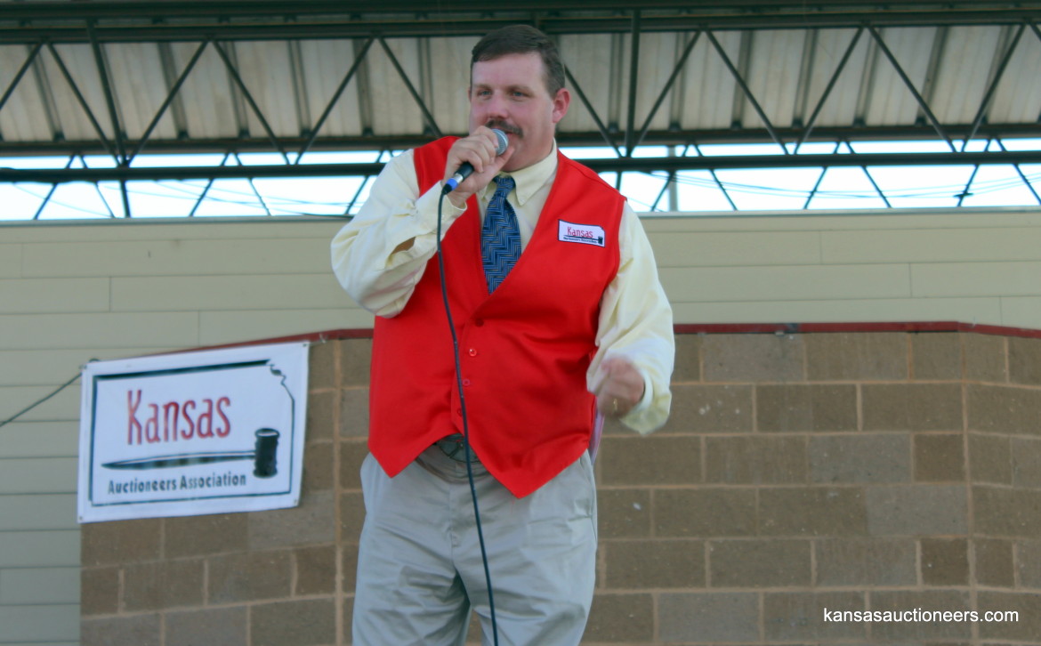 2004 Champion, Andy Conser, sells an item at the 2015 finals. 2004 Champion, Andy Conser, sells an item at the 2015 finals.