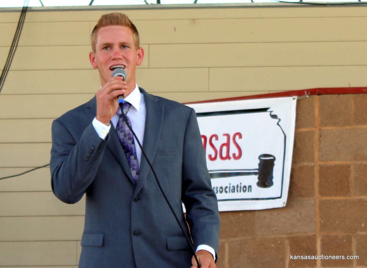 Jeff Garber competing in the 2015 Kansas Auctioneer finals. Jeff Garber competing in the 2015 Kansas Auctioneer finals.