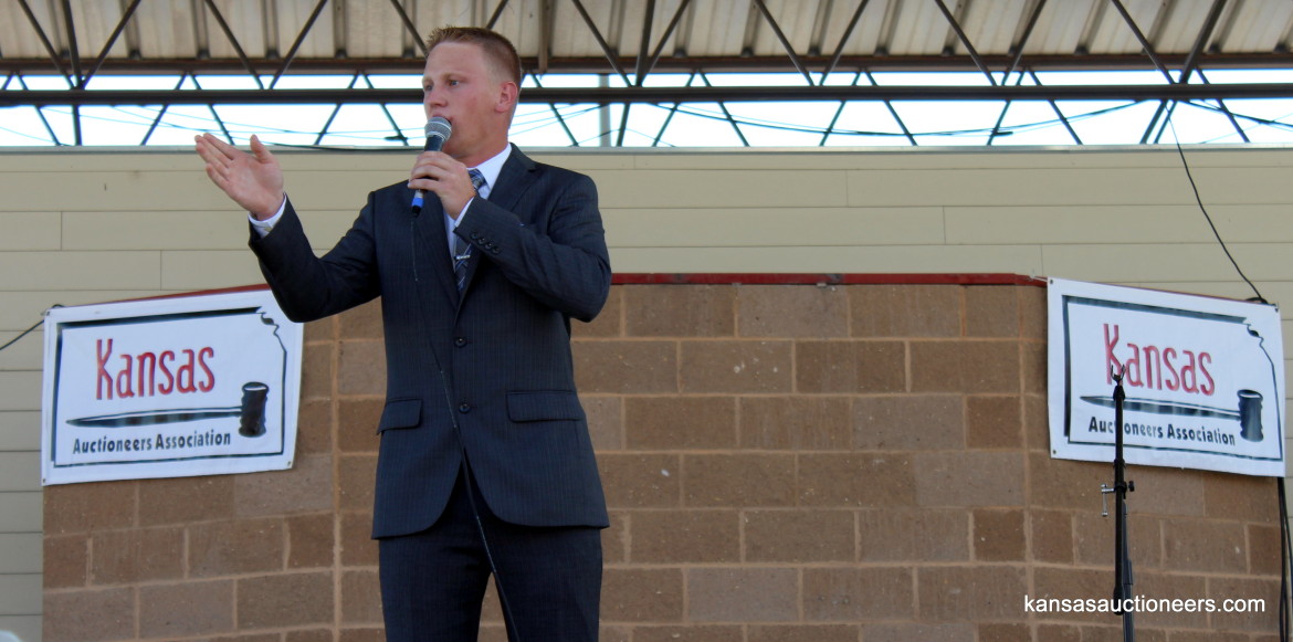 Jeff Garber competing in the 2015 Kansas Auctioneer finals. Jeff Garber competing in the 2015 Kansas Auctioneer finals.