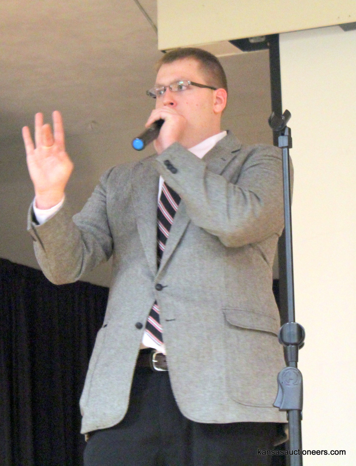 Logan Gormley competing in the 2016 Kansas Auctioneer Preliminaries. Logan Gormley competing in the 2016 Kansas Auctioneer Preliminaries.