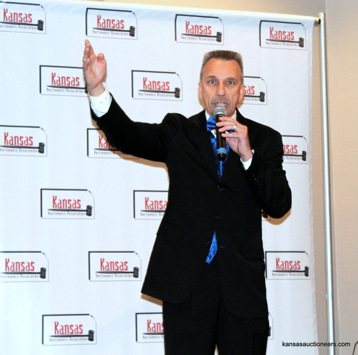 4 Tony Wisely (1)