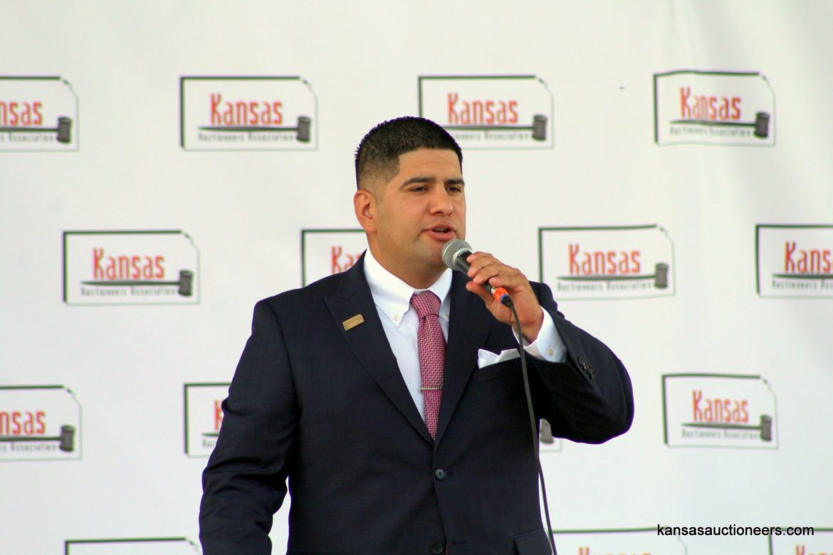 4 Dan Gutierrez